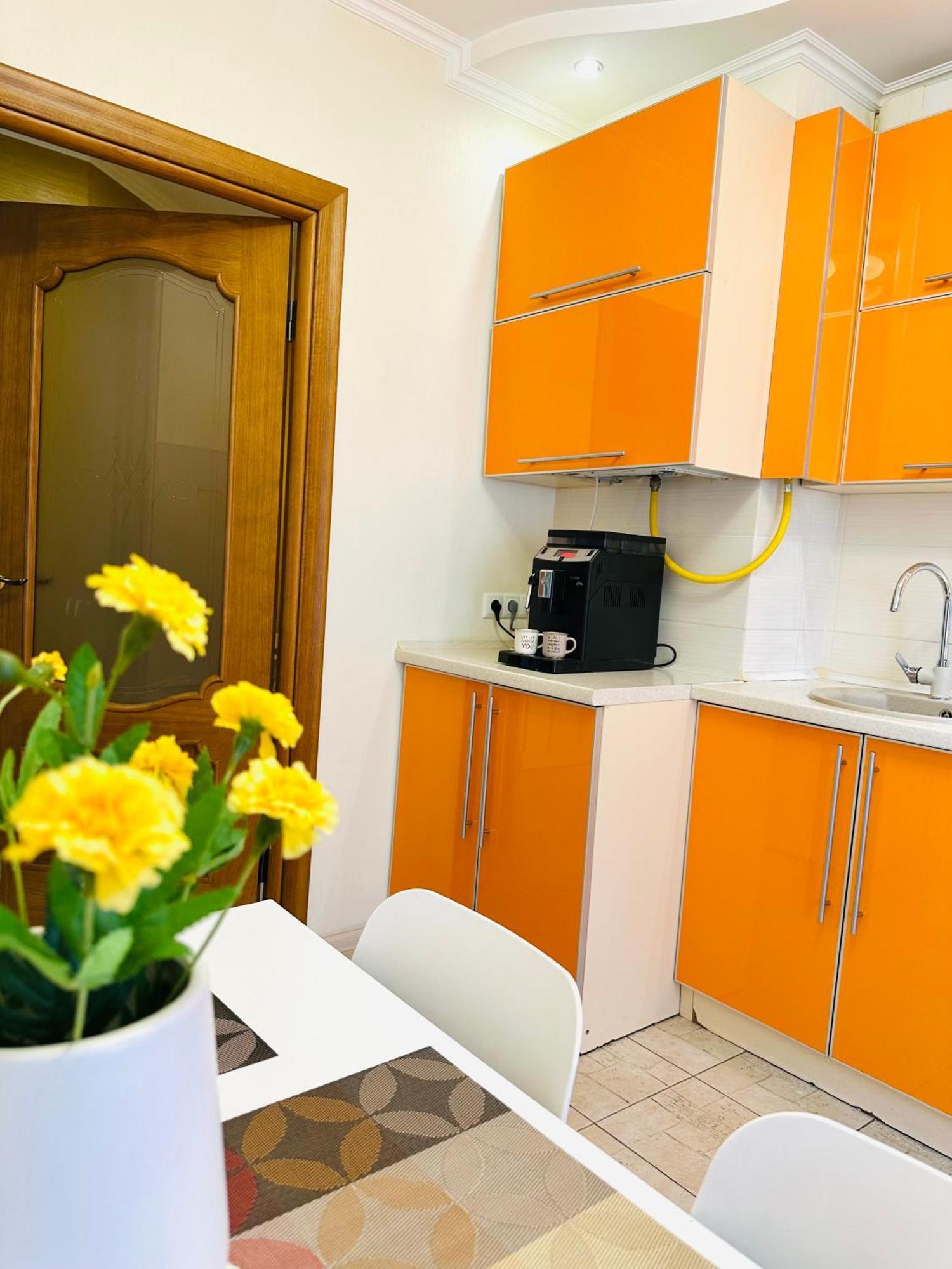 Apartments With A Coffee Machine In The City Center, Near A Park And Zlata Plaza Ривне Екстериор снимка
